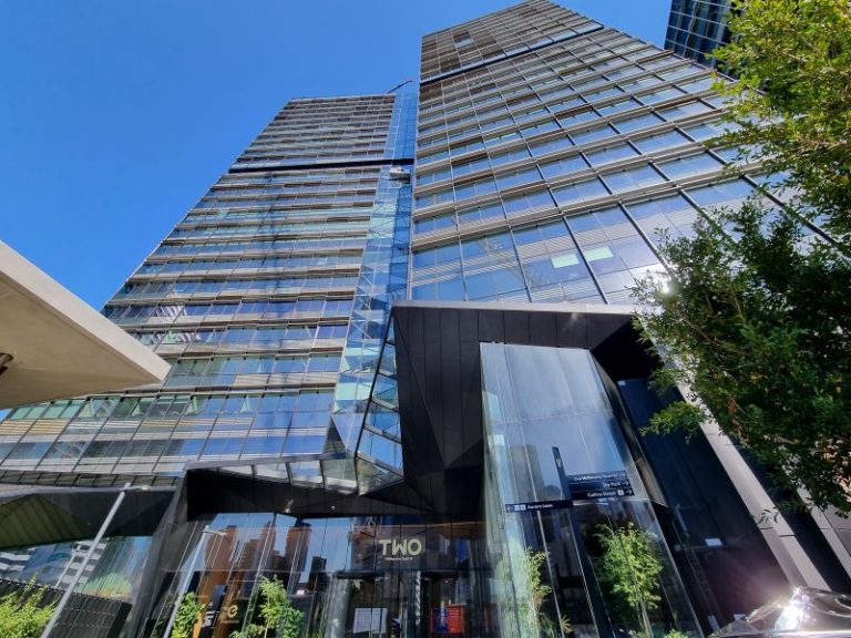 Two Melbourne Quarter, Melbourne, VIC, mechanical insulation and cladding