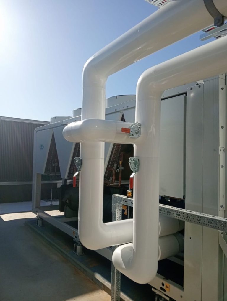 Insulation and cladding on site, photo 5